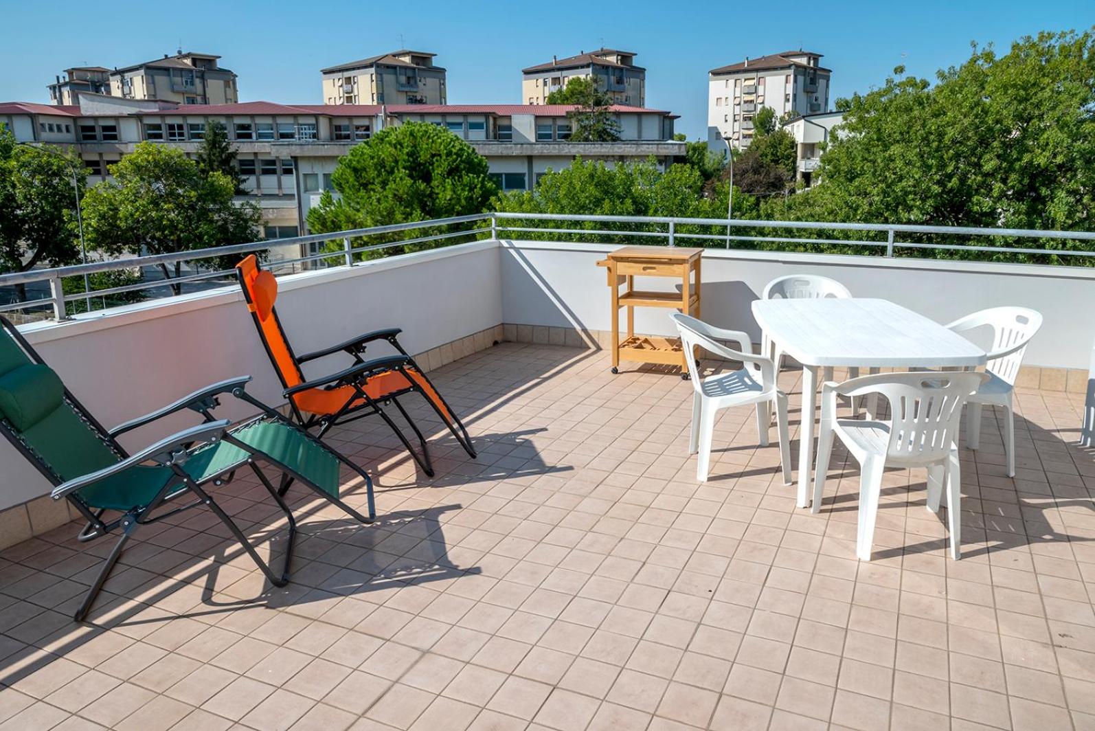 SE027 Senigallia, ampio quadrilocale con terrazzo