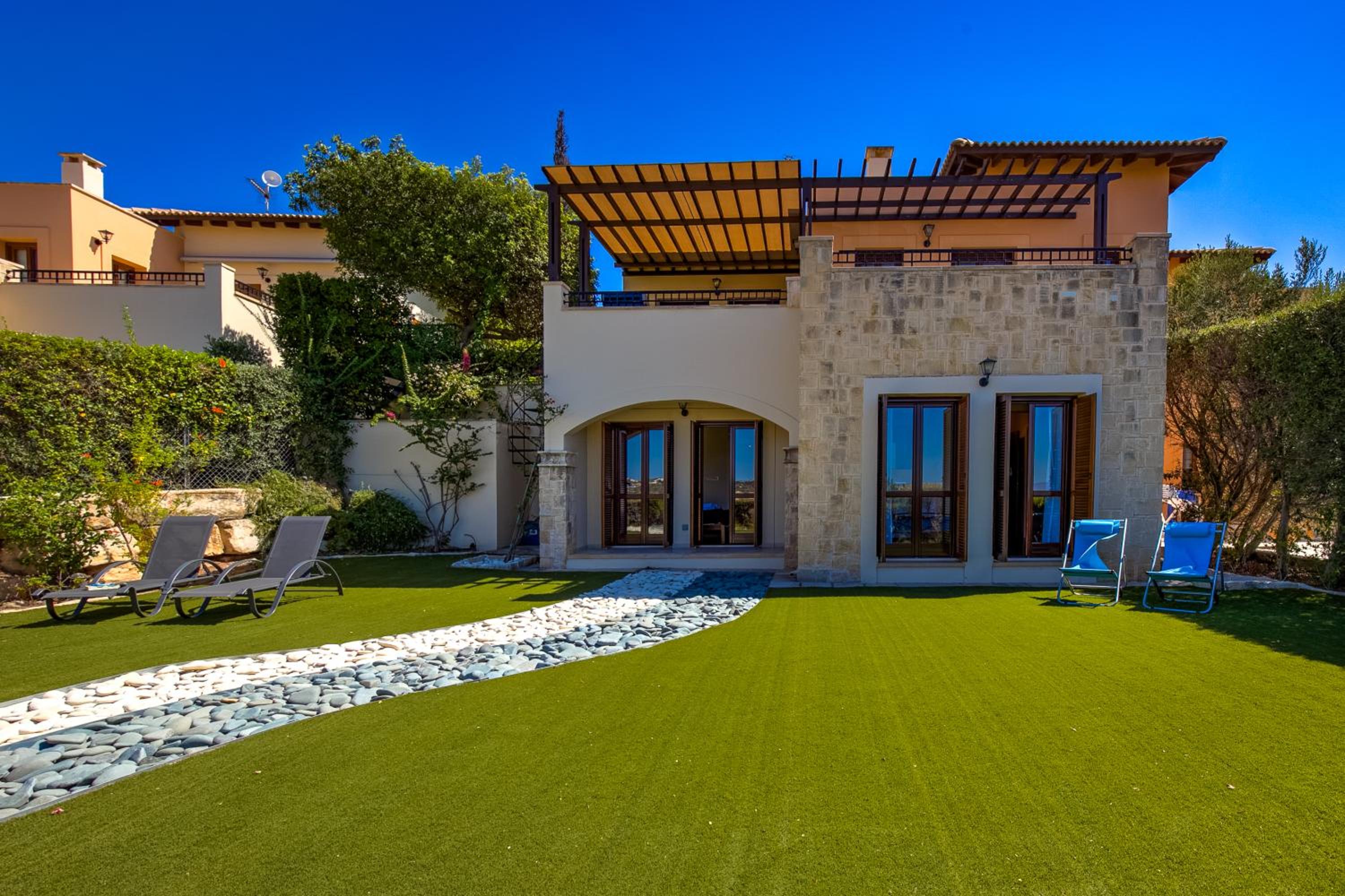 Fantastic Junior Villa CZ02 Salamis with Gorgeous Views, Aphrodite Hills