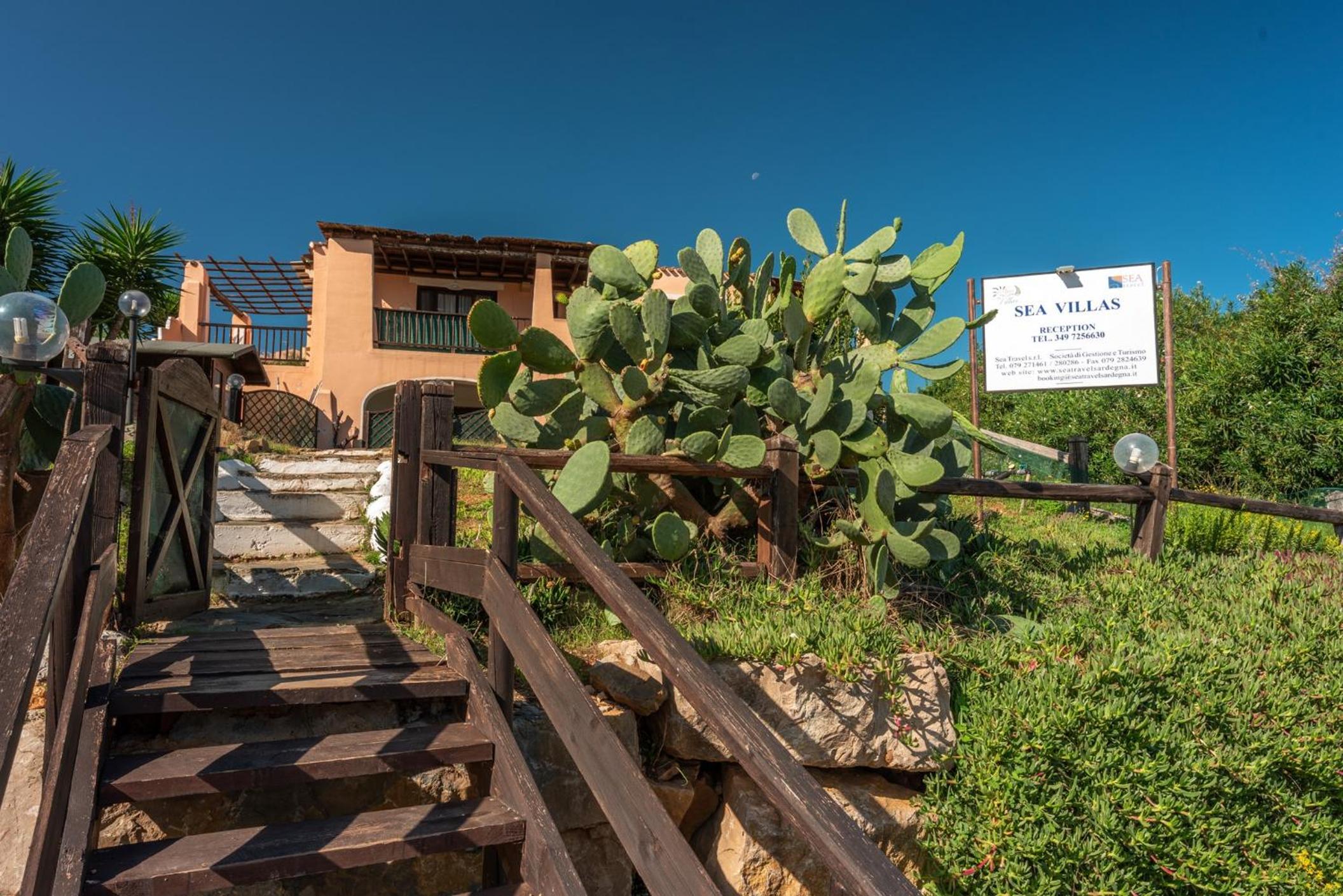 Charming Small Villa - Bella villetta noi2082 view 5