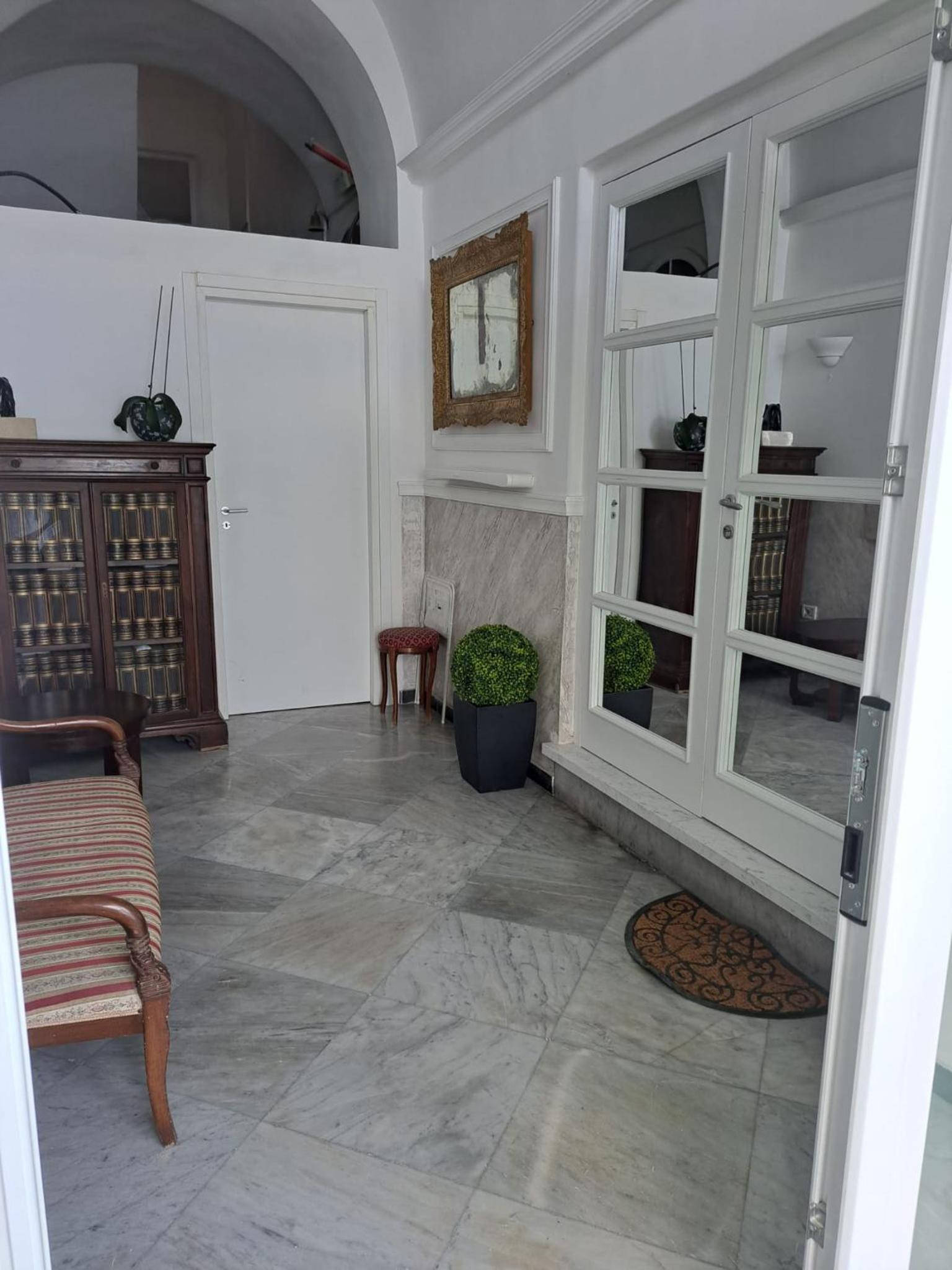 Tre Re Appartamento Via Marina Grande,264 view 4
