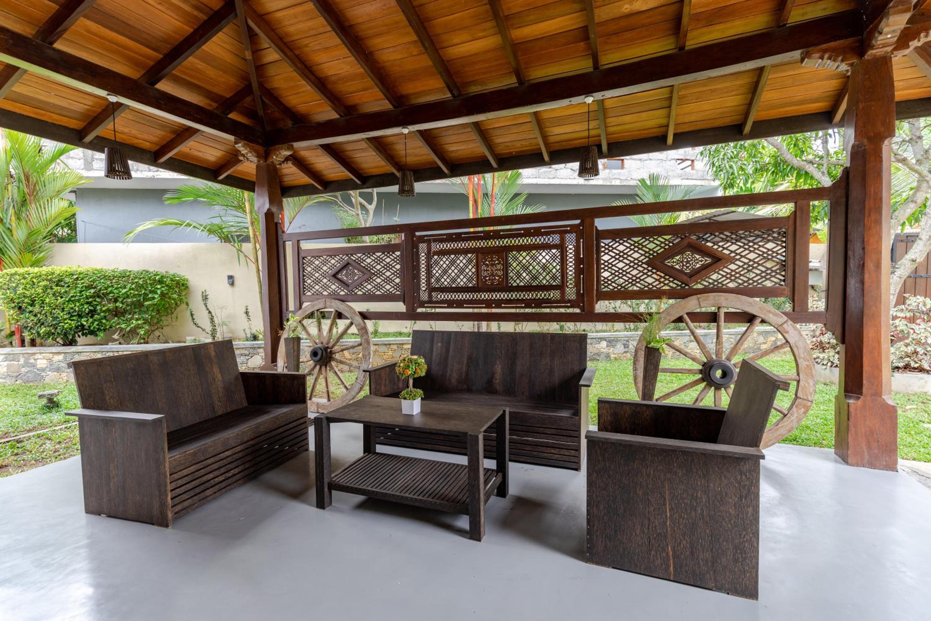 Villa Diyathra
