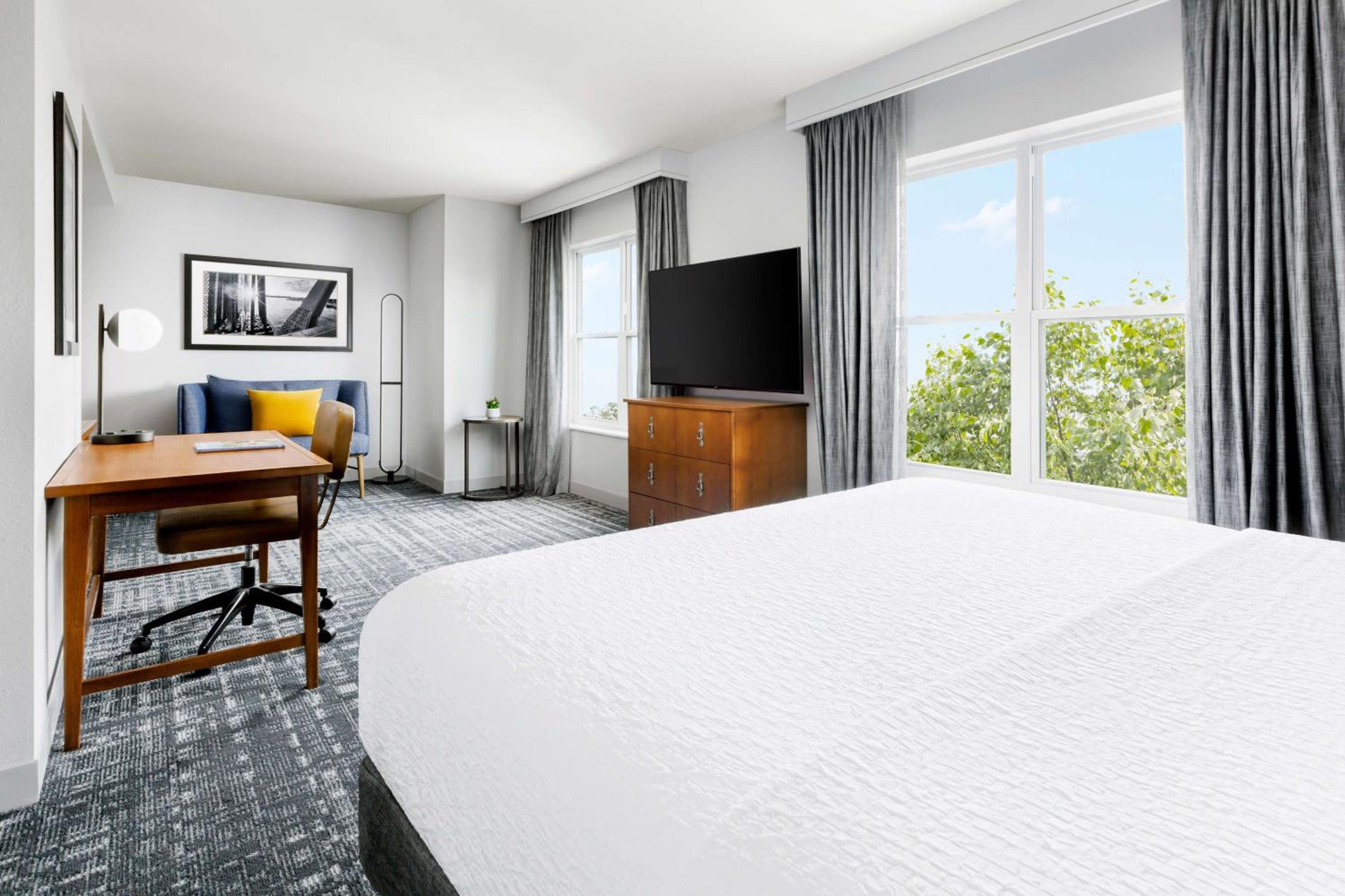 Portsmouth Vacations - Homewood Suites by Hilton Portsmouth - Property Image 46