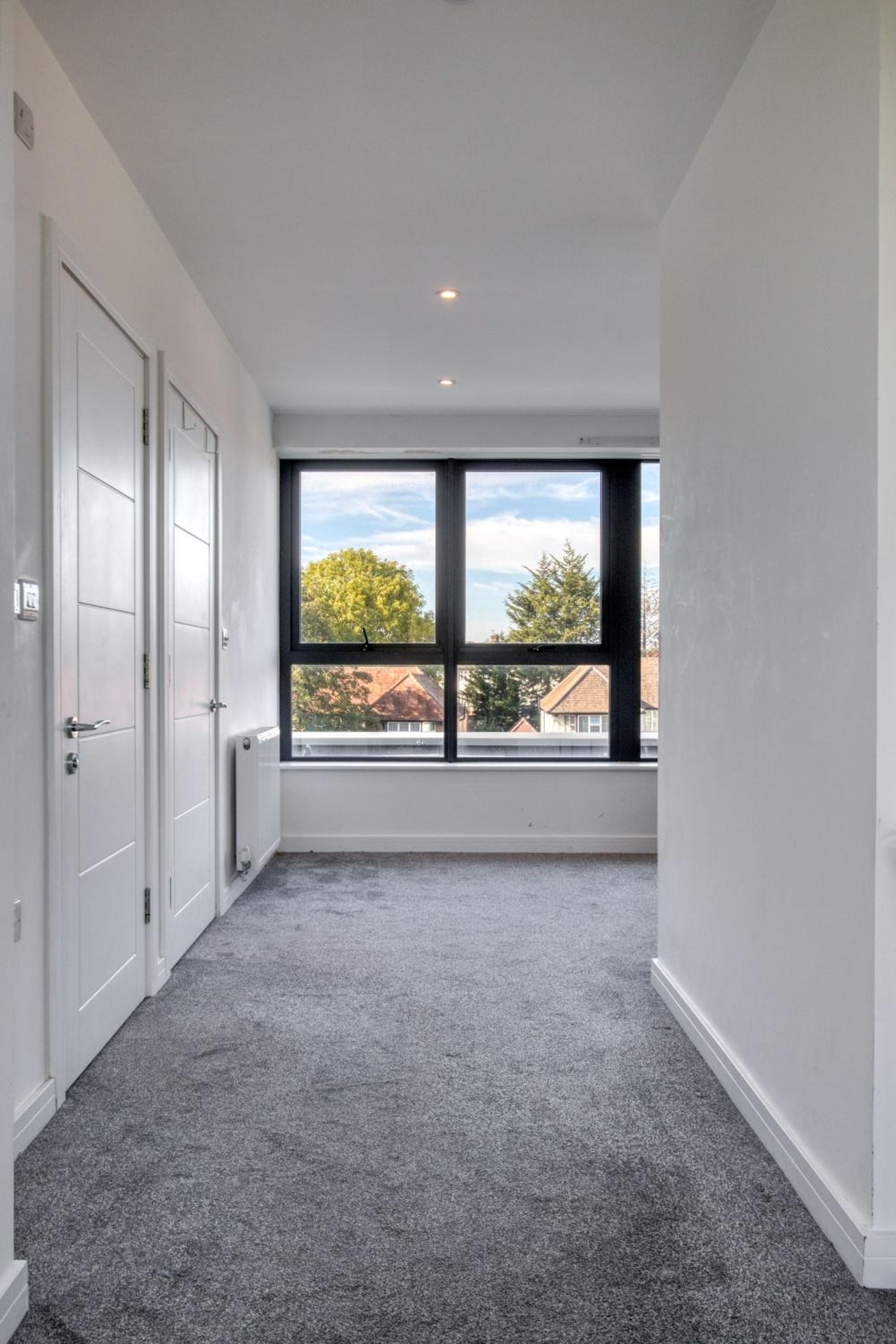 Modern Penthouse in Wembley