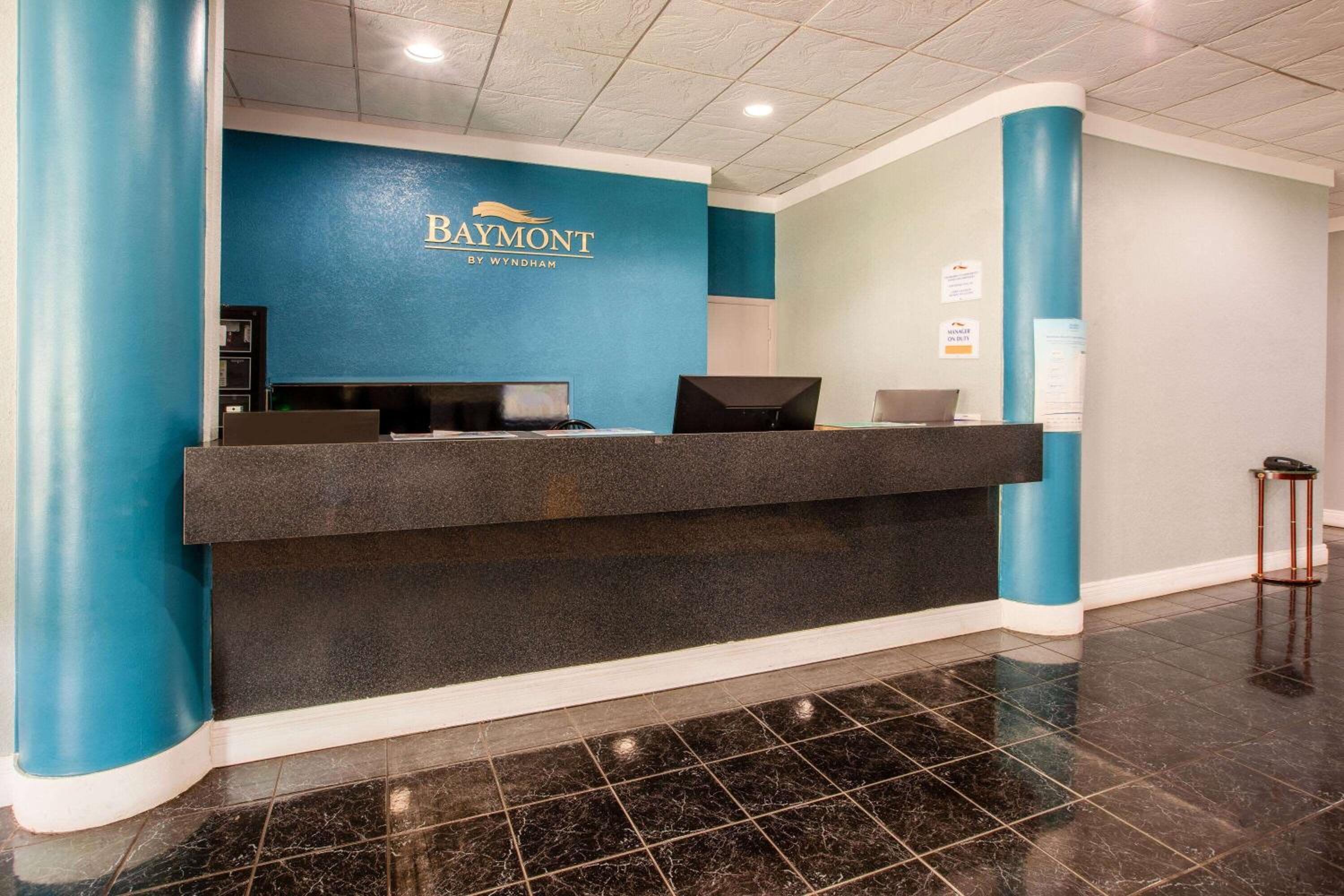 Baymont by Wyndham Northwood view 4