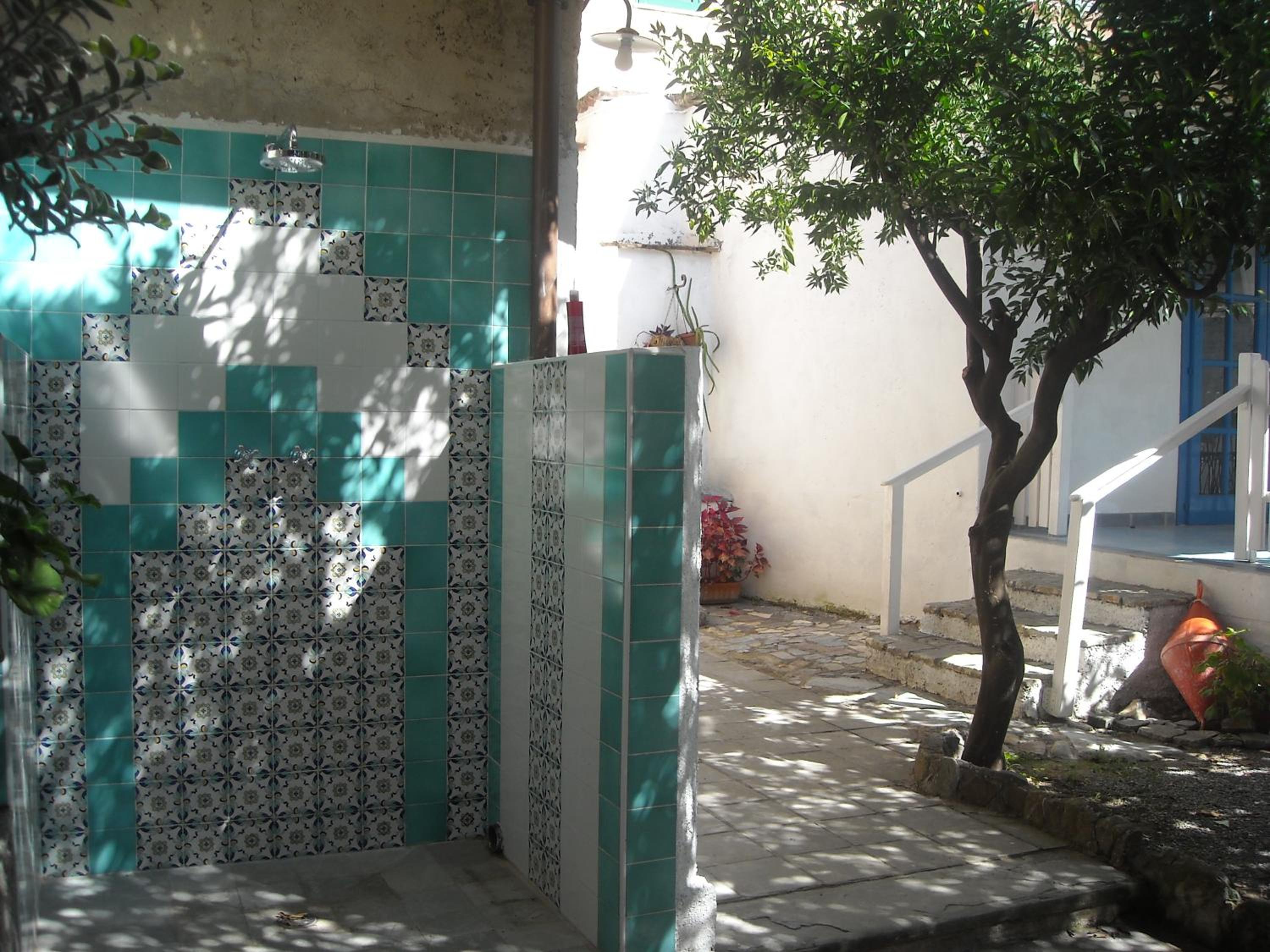 Photo 48