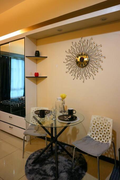Suite del Grande in Makati view 2