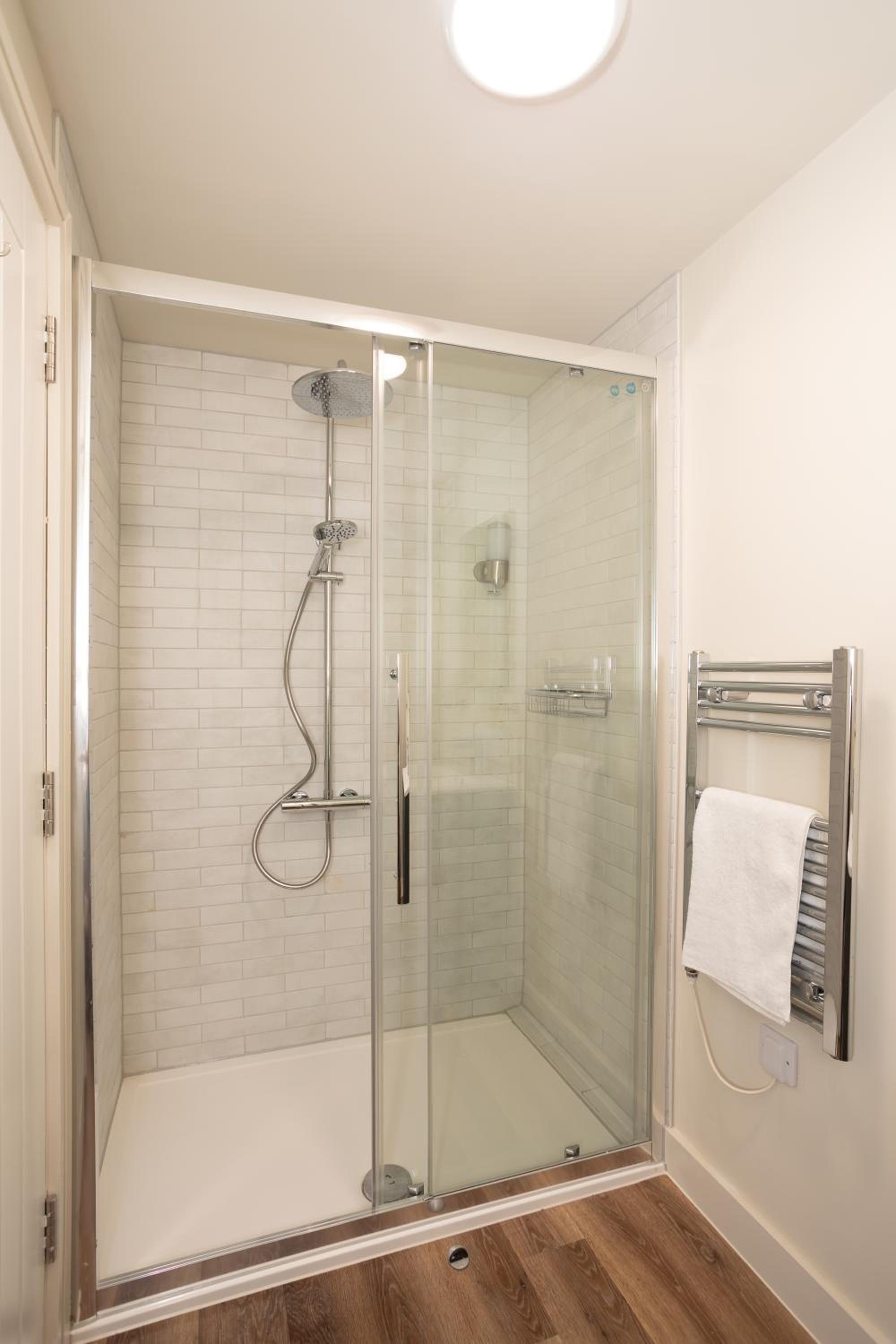 30 Chipping Norton - Luxury Holiday Apartments view 4