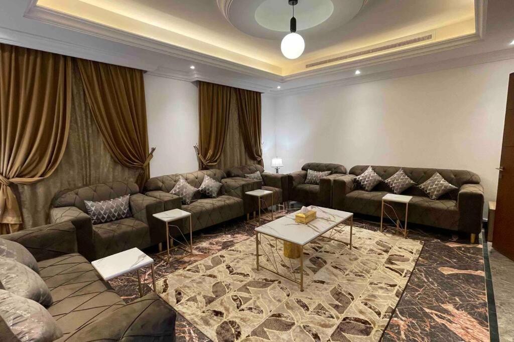 Mecca Penthouse