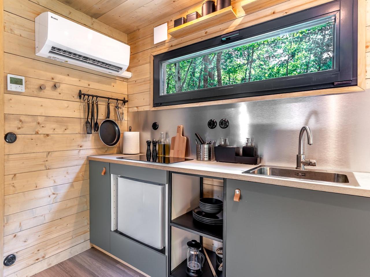 Chic Sauna Cabin Near the Sea - VULIN Cabin Nº01 view 4