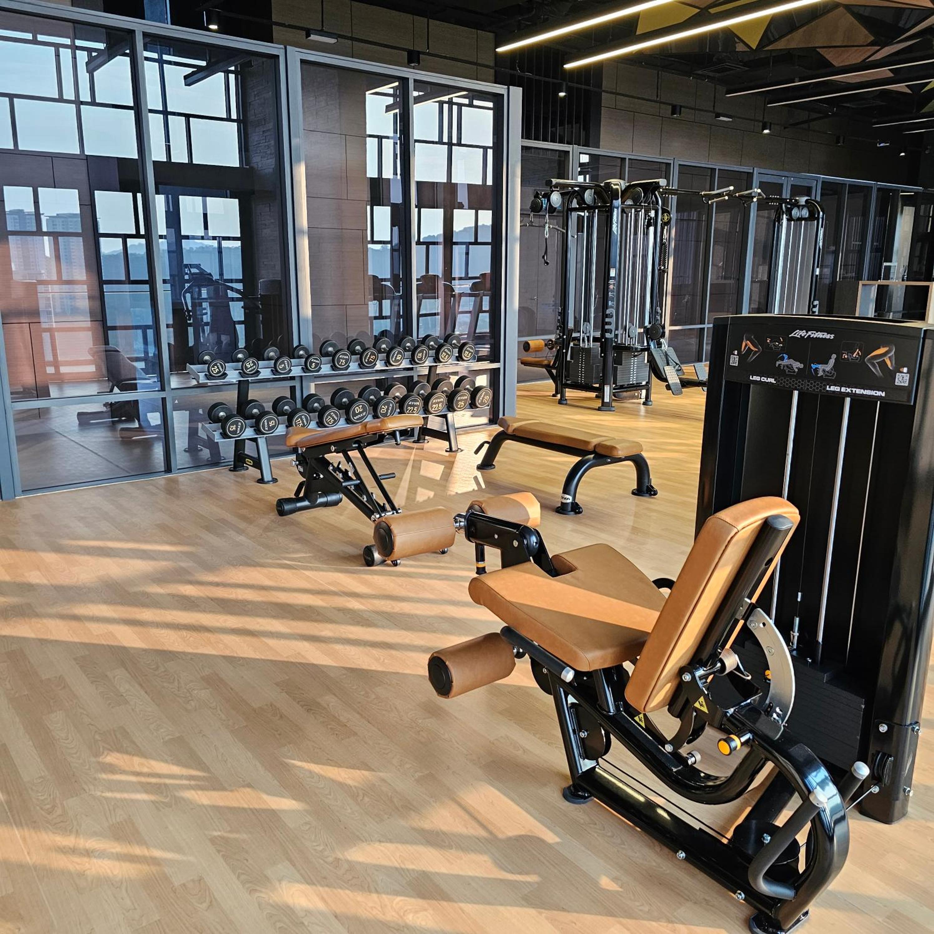 Societe Suites By iHost Global