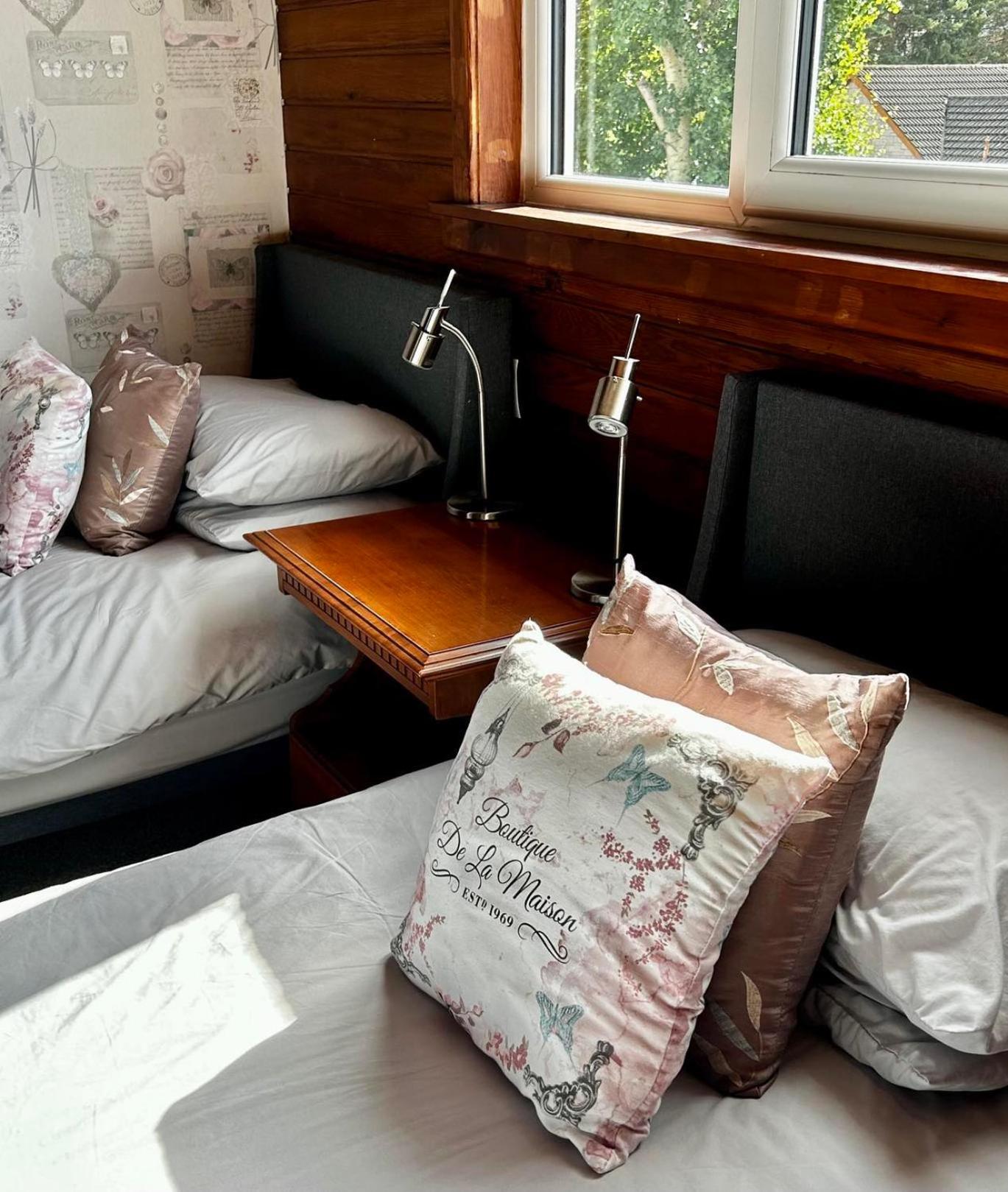 Dunroamin Bed and Breakfast