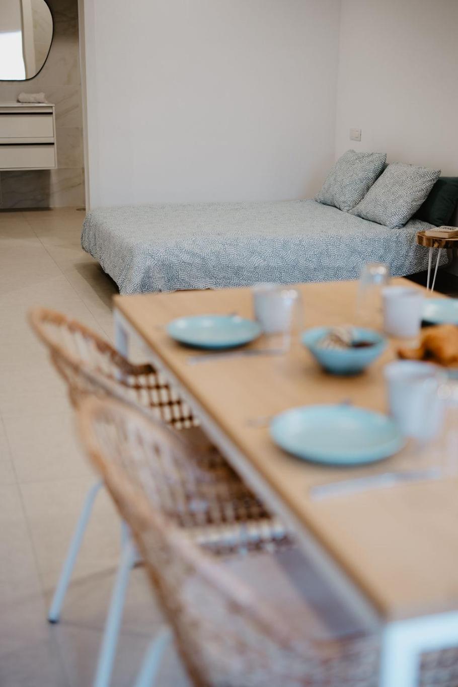 Las Canteras Beach Suites