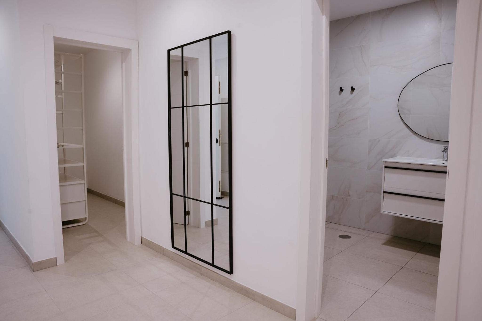 Las Canteras Beach Suites