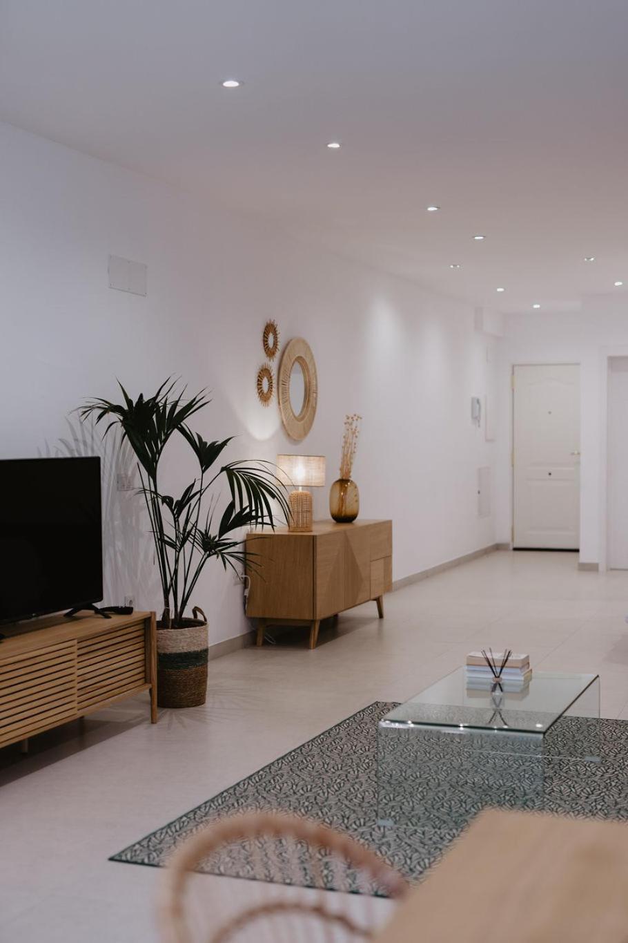 Las Canteras Beach Suites