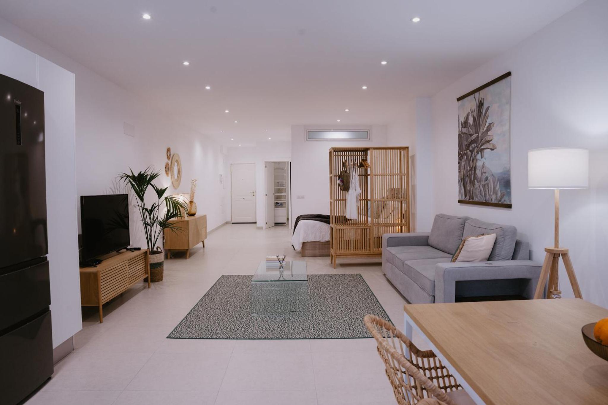 Las Canteras Beach Suites