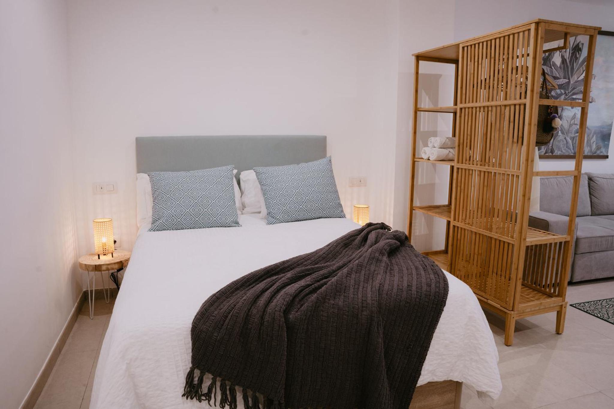Las Canteras Beach Suites