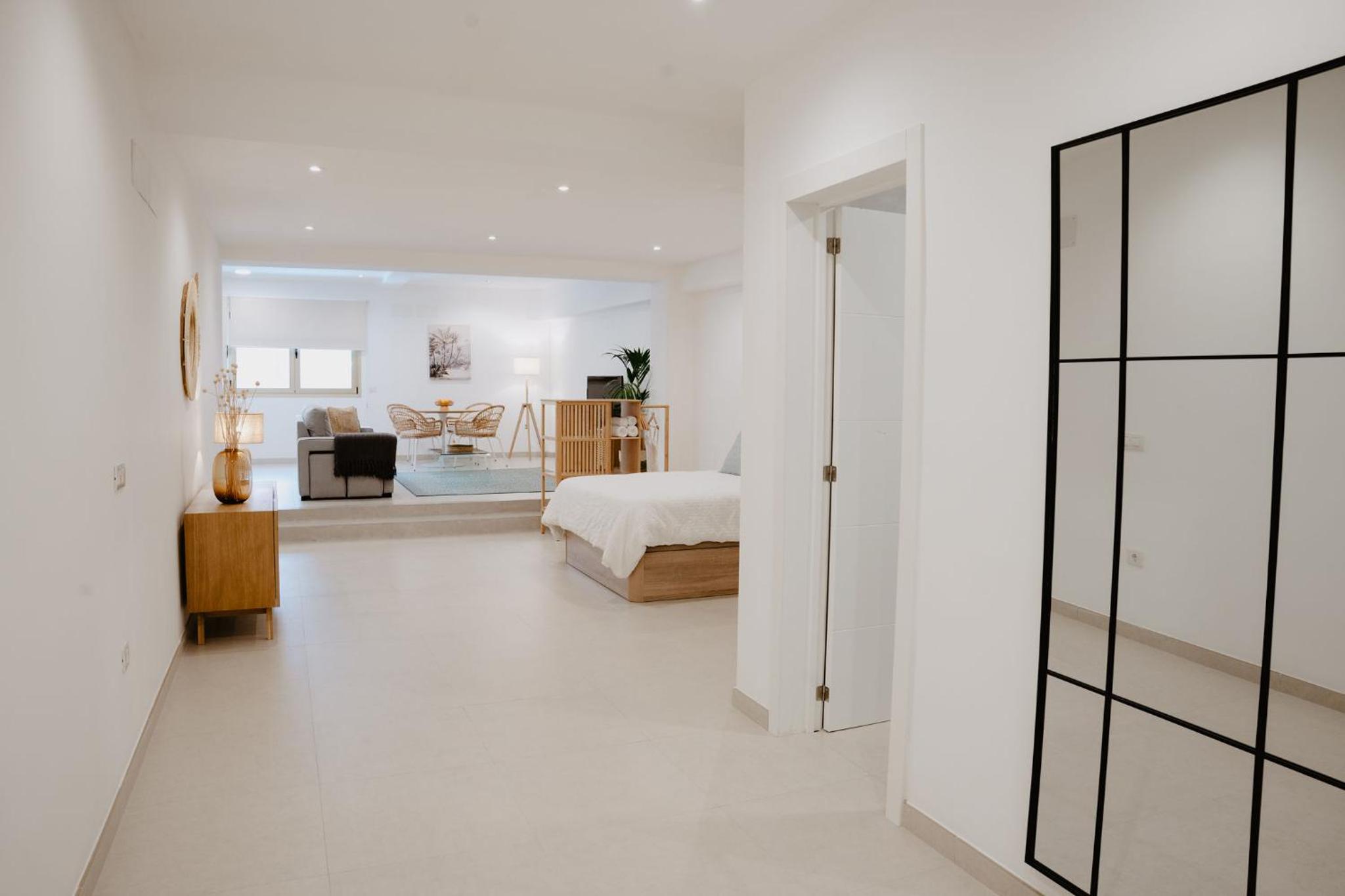 Las Canteras Beach Suites