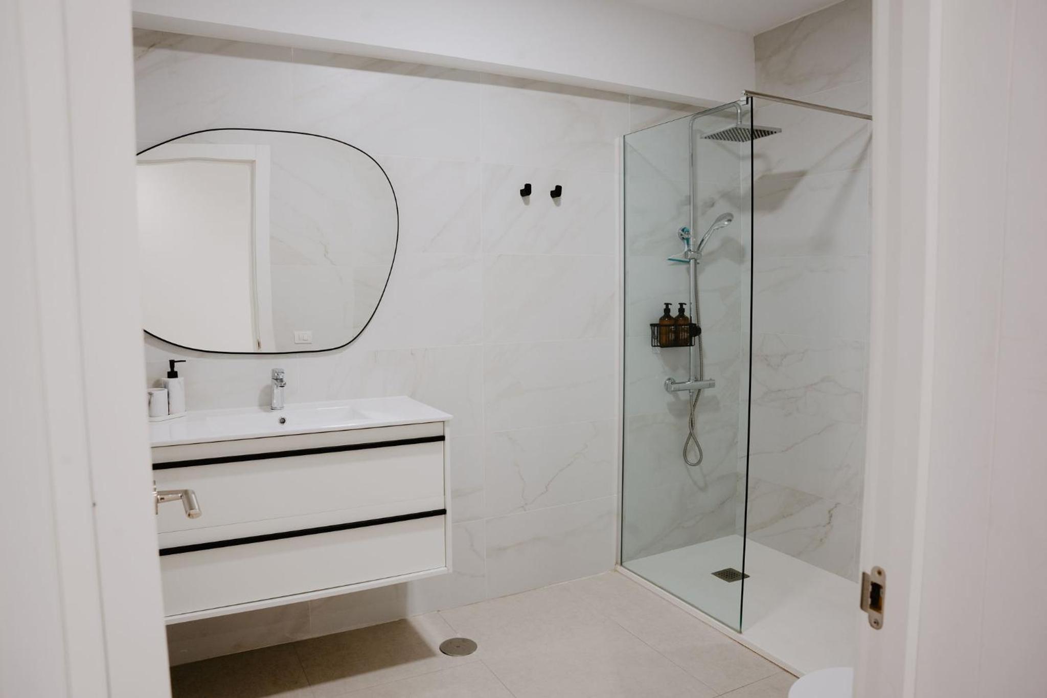 Las Canteras Beach Suites