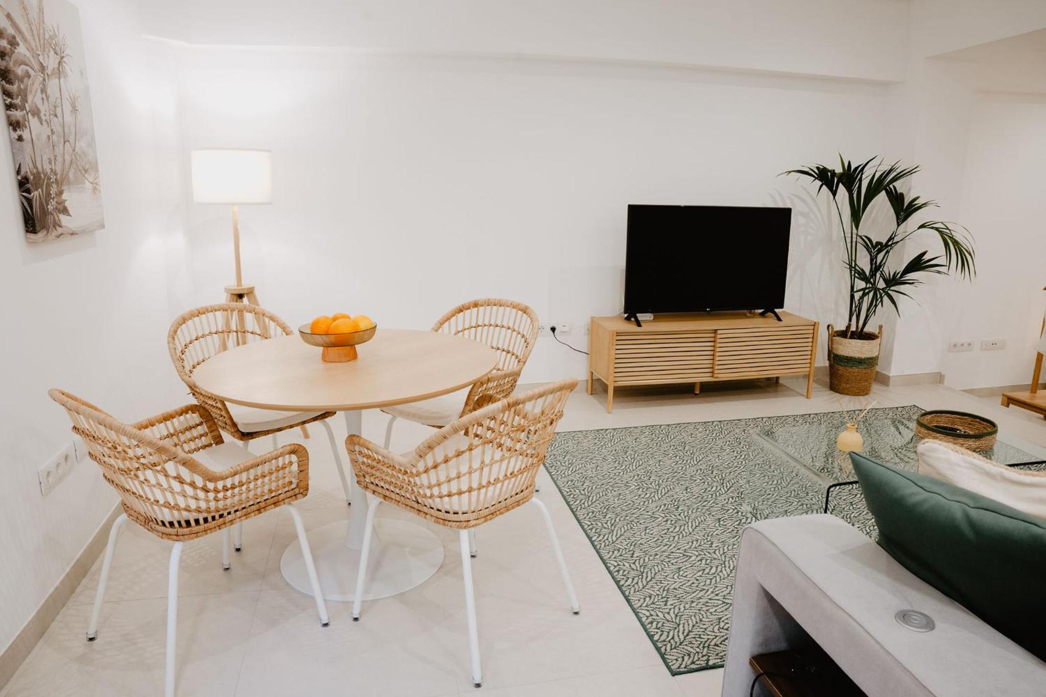 Las Canteras Beach Suites