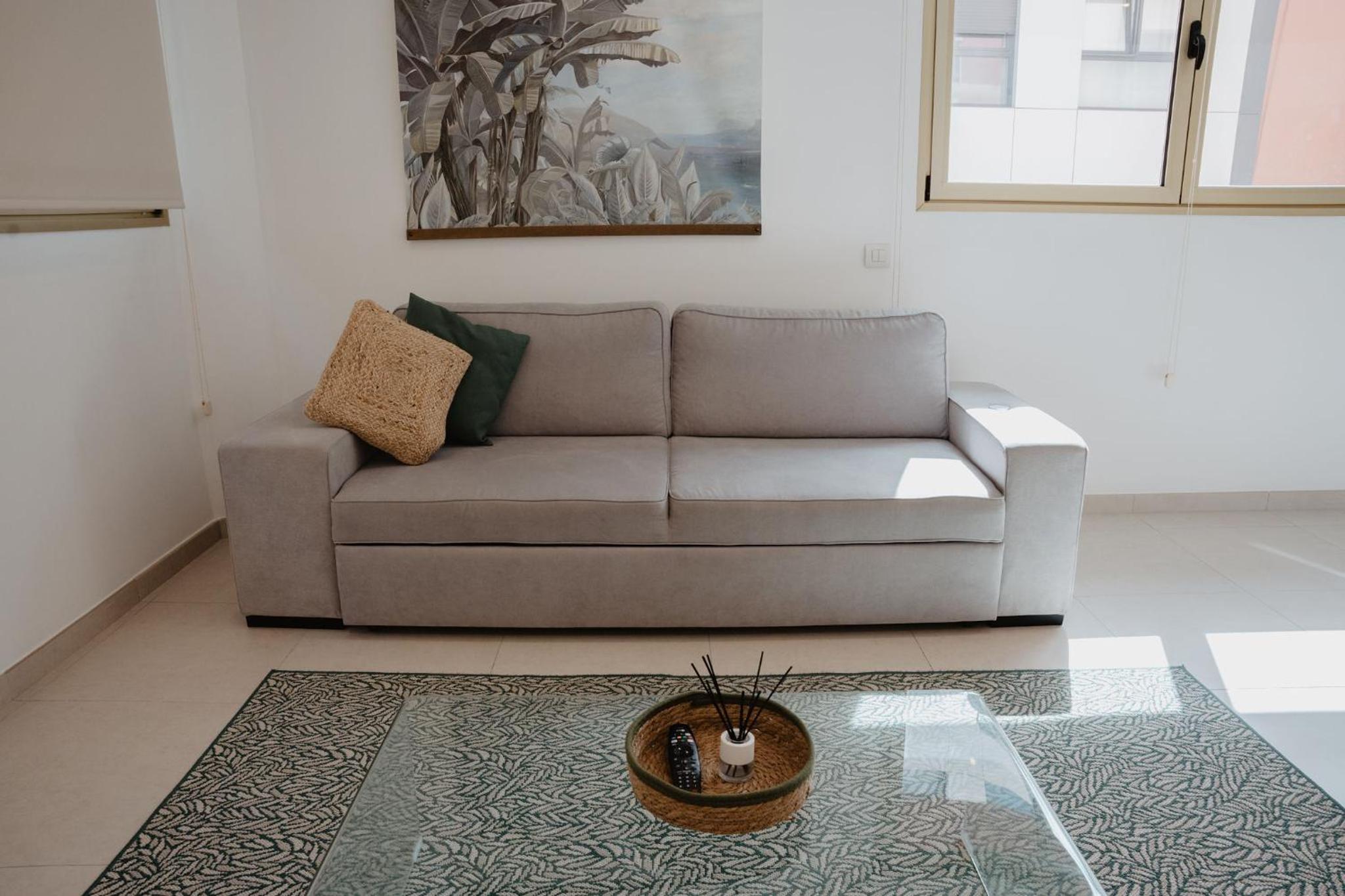Las Canteras Beach Suites
