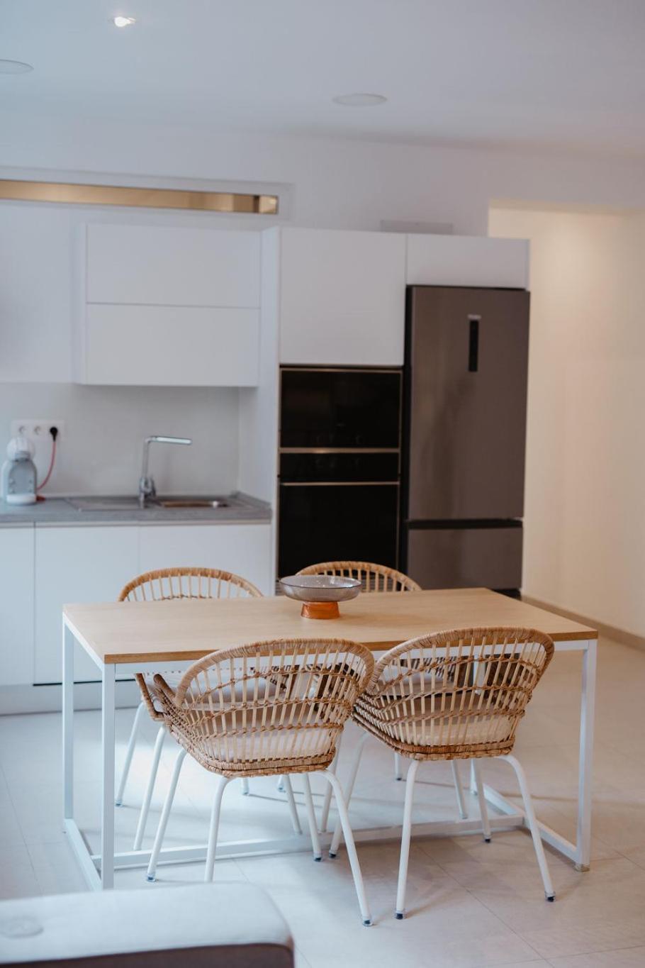 Las Canteras Beach Suites
