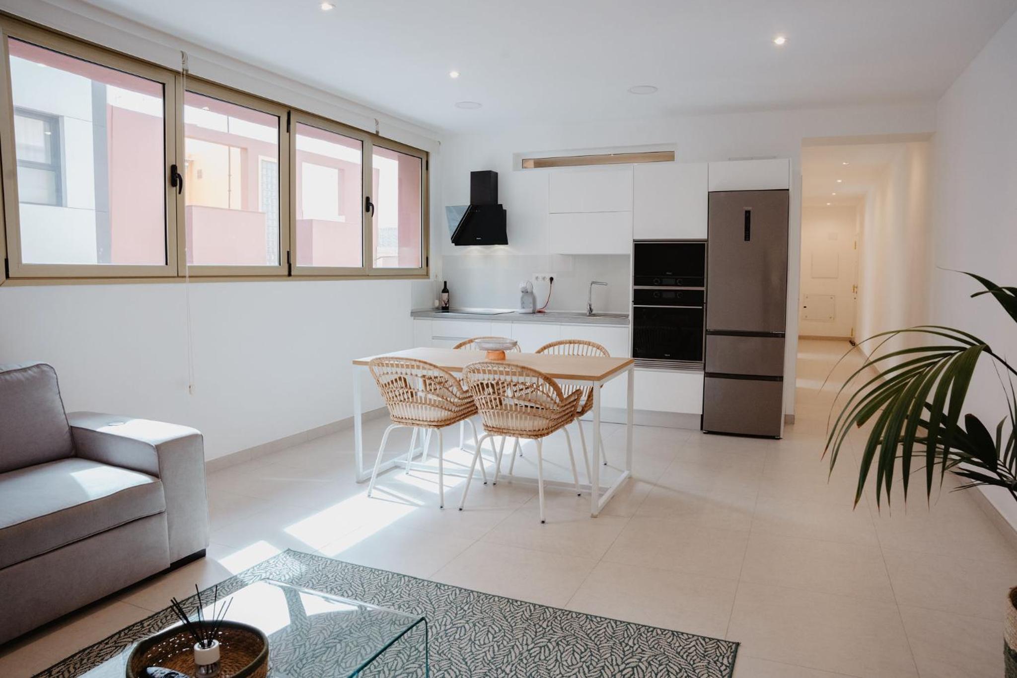 Las Canteras Beach Suites