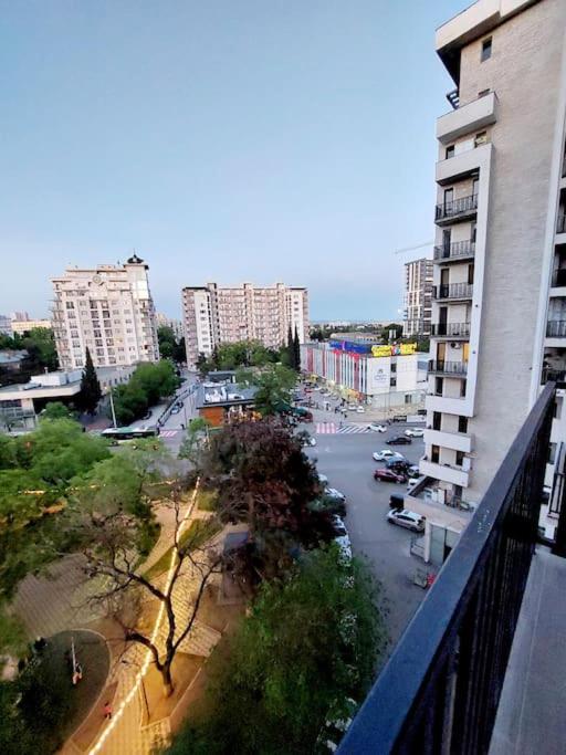 Luxury 2 BR Apartment in Isani view 4
