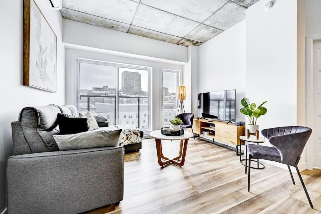 Panorama Penthouse- piscine, gym et vue sur Québec