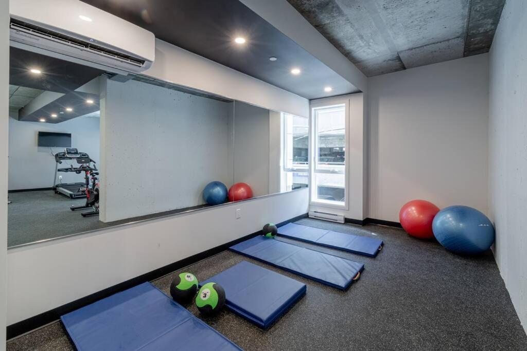 Panorama Penthouse- piscine, gym et vue sur Québec