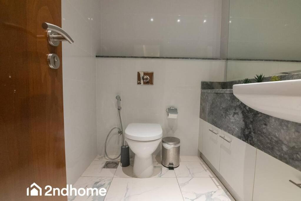 2ndhome - Amna Tower, Al Habtoor City