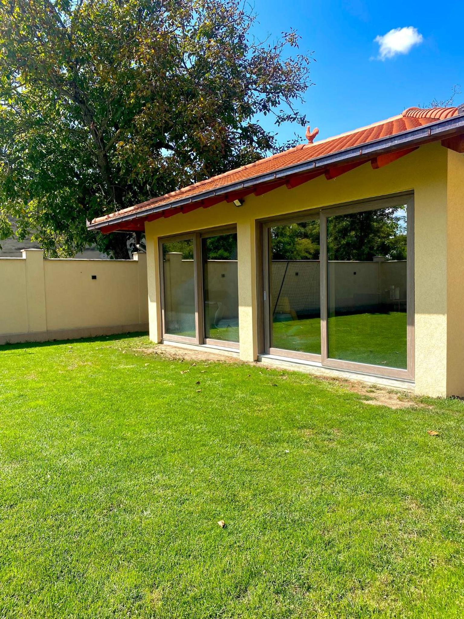 CONFORT HOUSE view 4