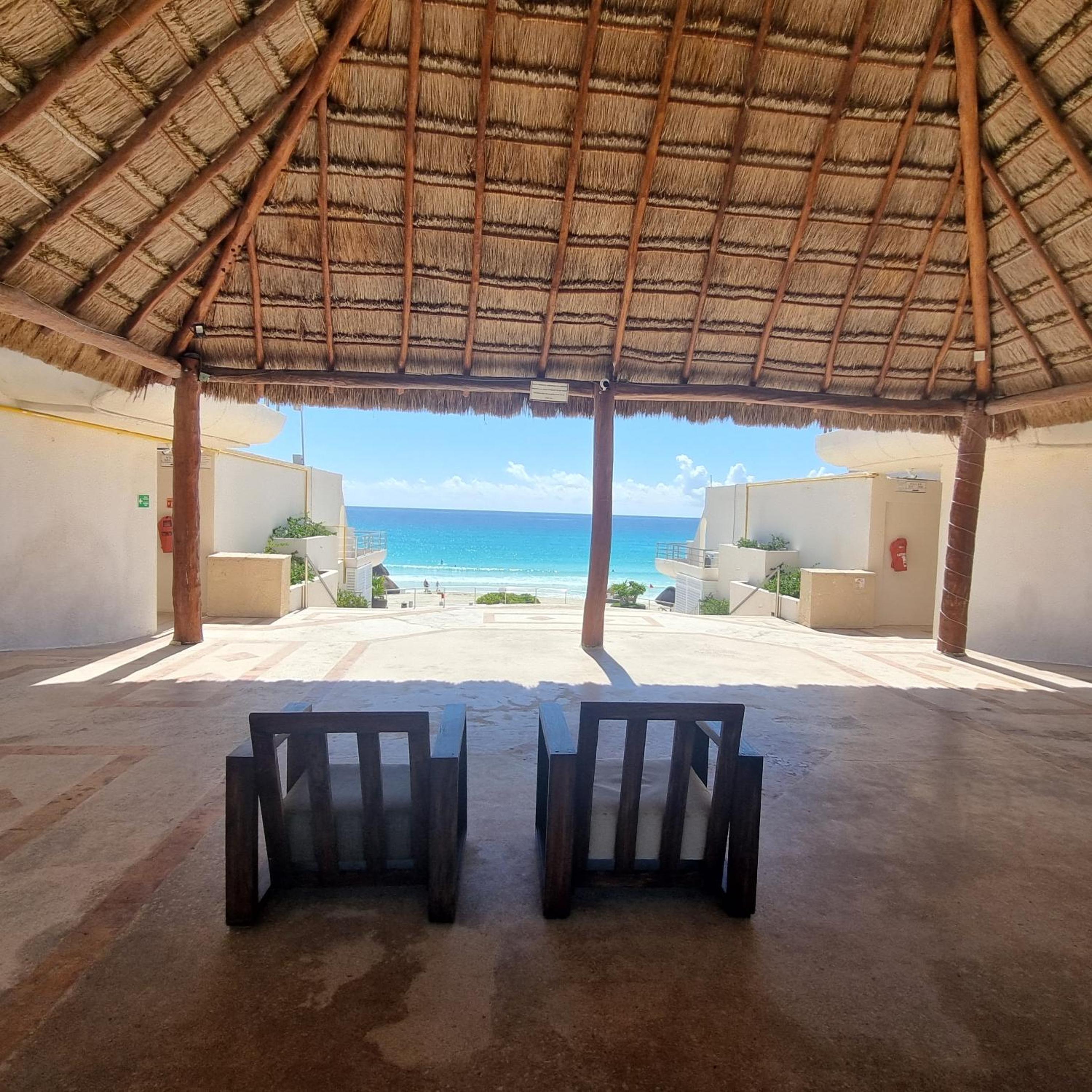 Ocean view apartment, best beach area, 3 bedrooms