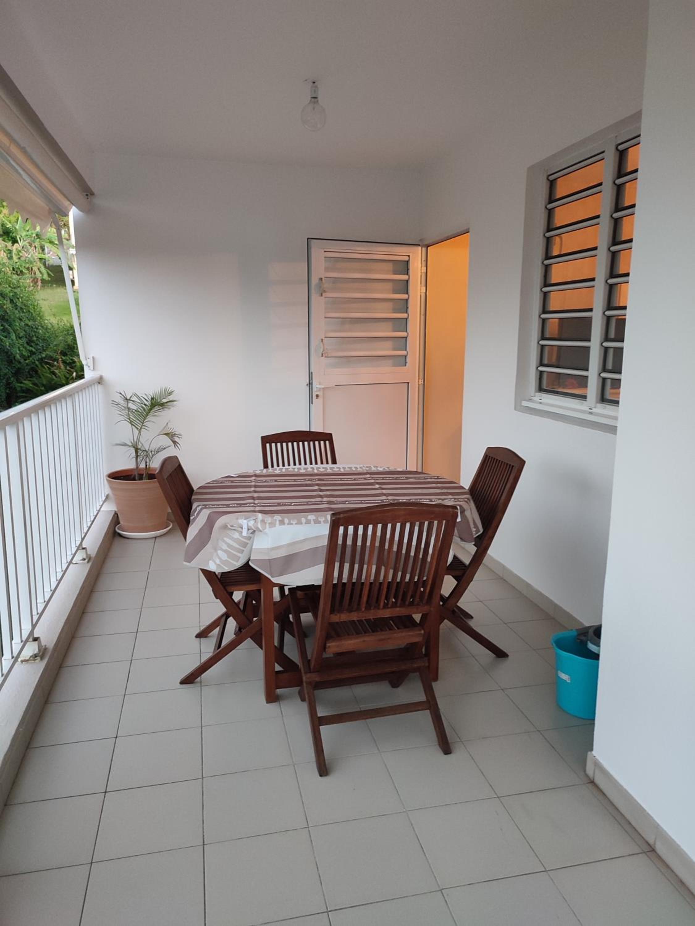 Appartement SERENITE, tout confort 2adultes 1 enft view 2