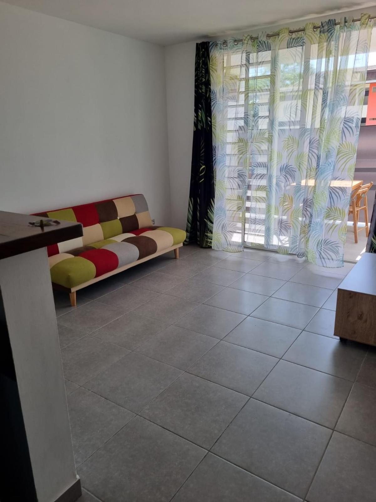 Venus - confort, ventilé, commodités, à Cayenne view 2