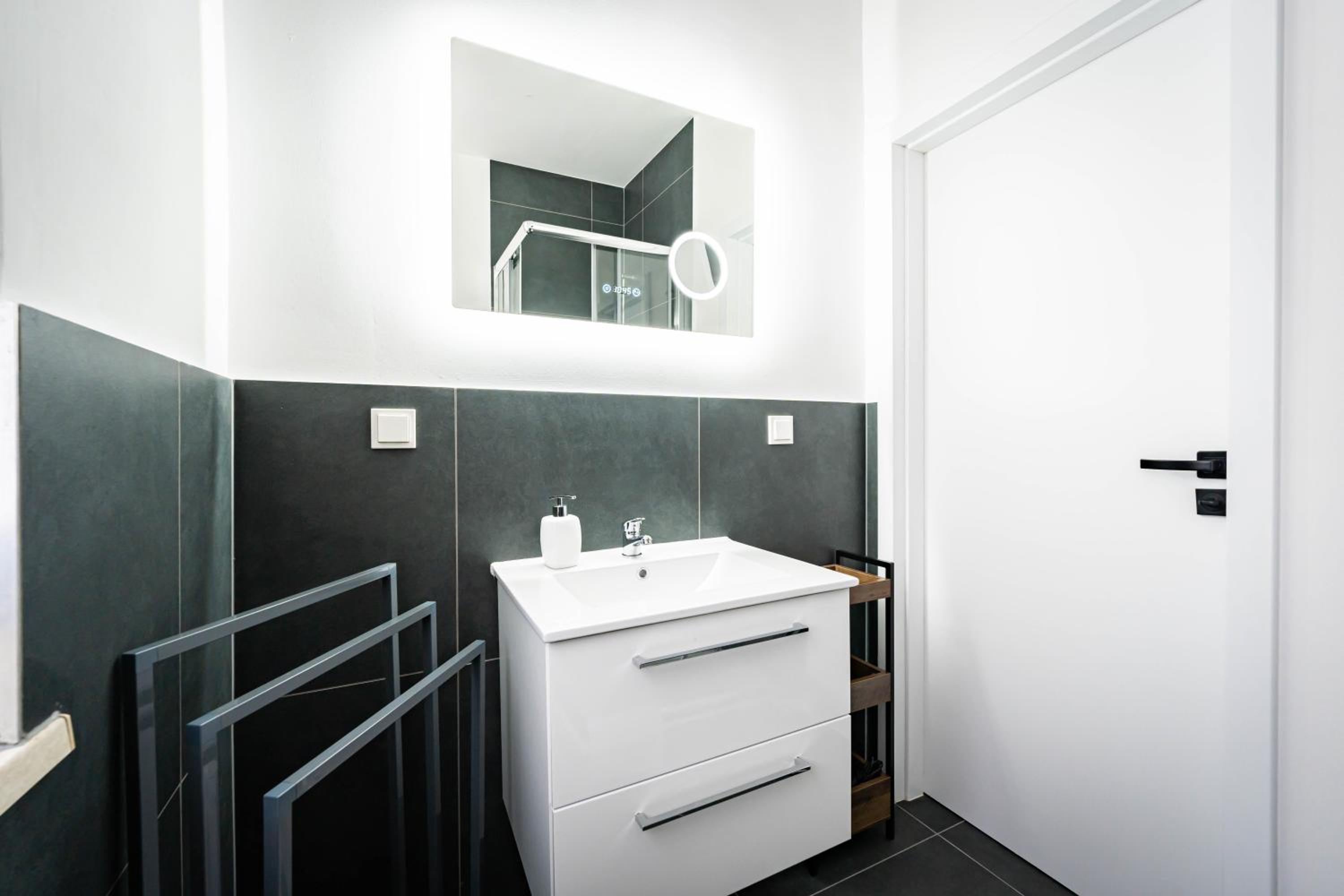 APARTMENTO blue Magdeburg - Zentral - WiFi - Netflix