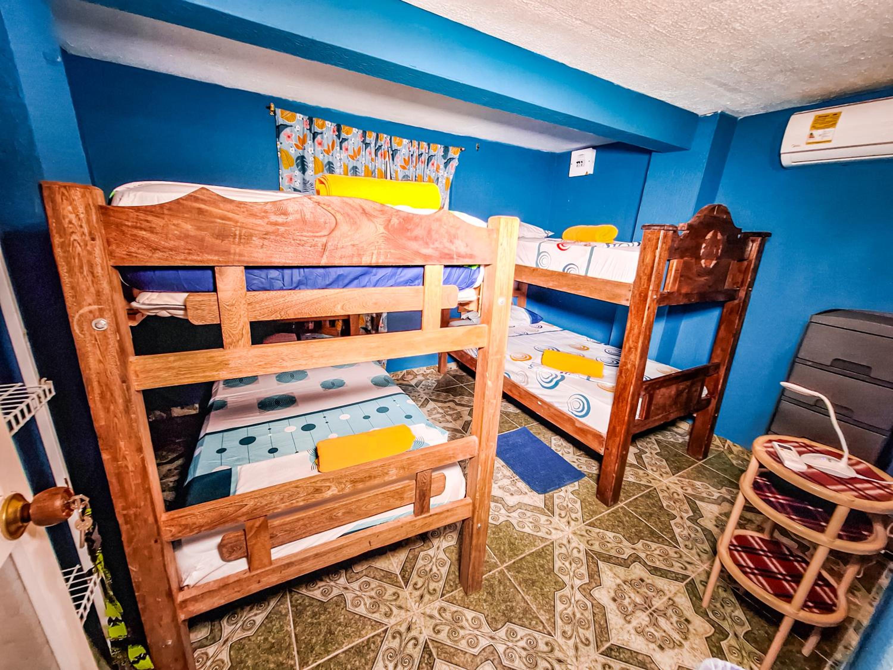 Posada Hostel Adri