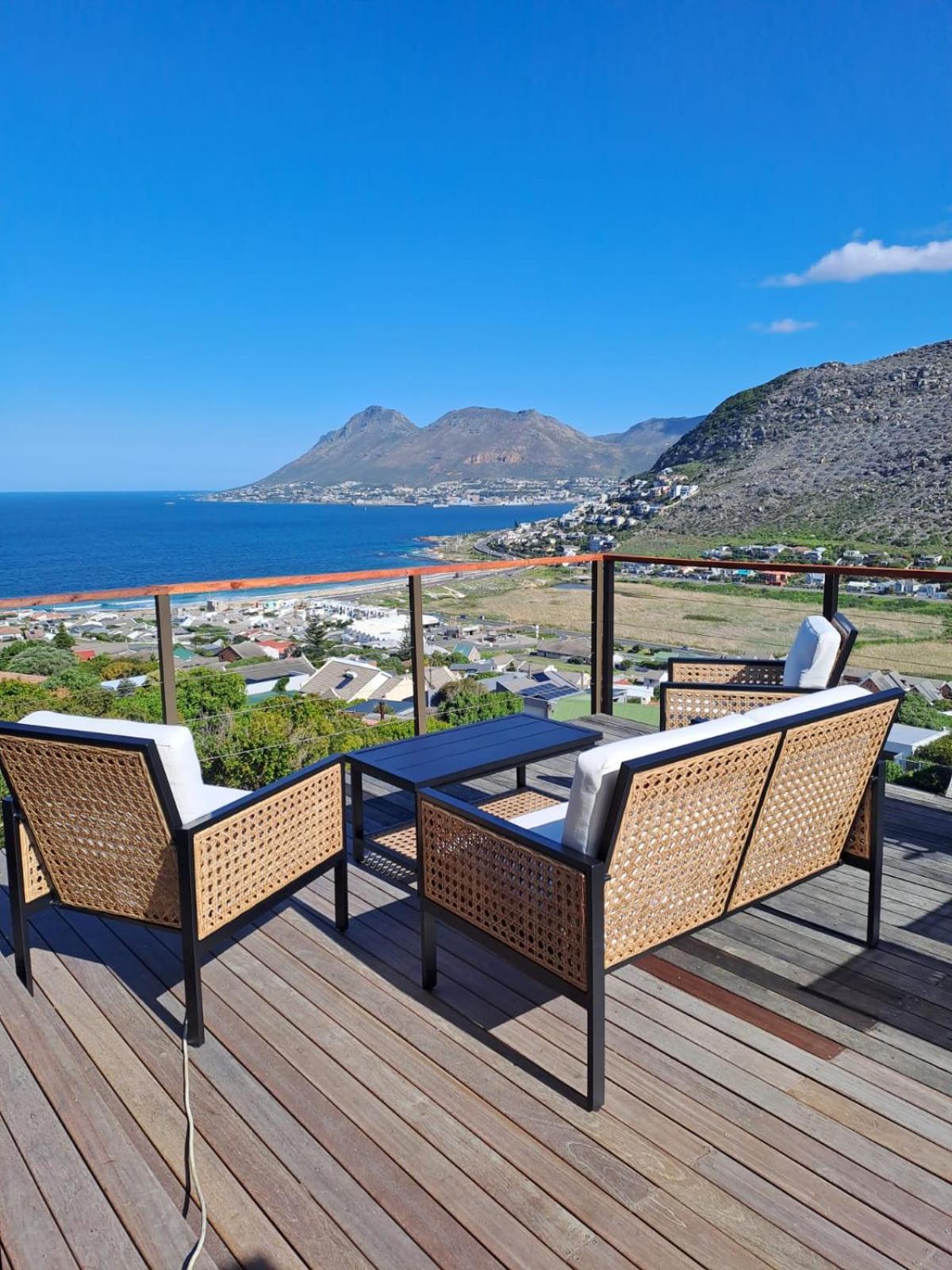 Modern mountainside home with ocean view - Minimal load shedding