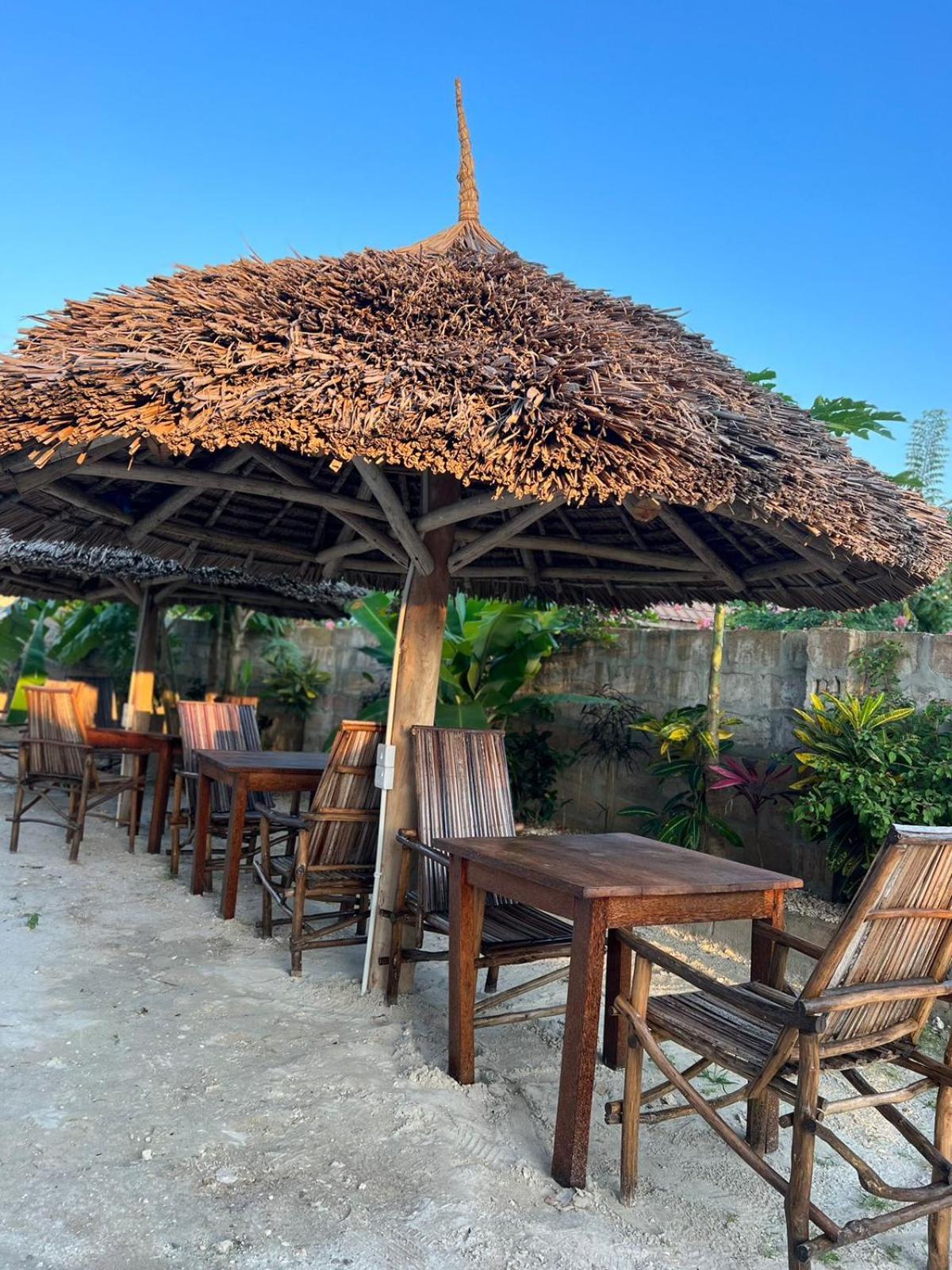 Mbuyuni Lodge Nungwi