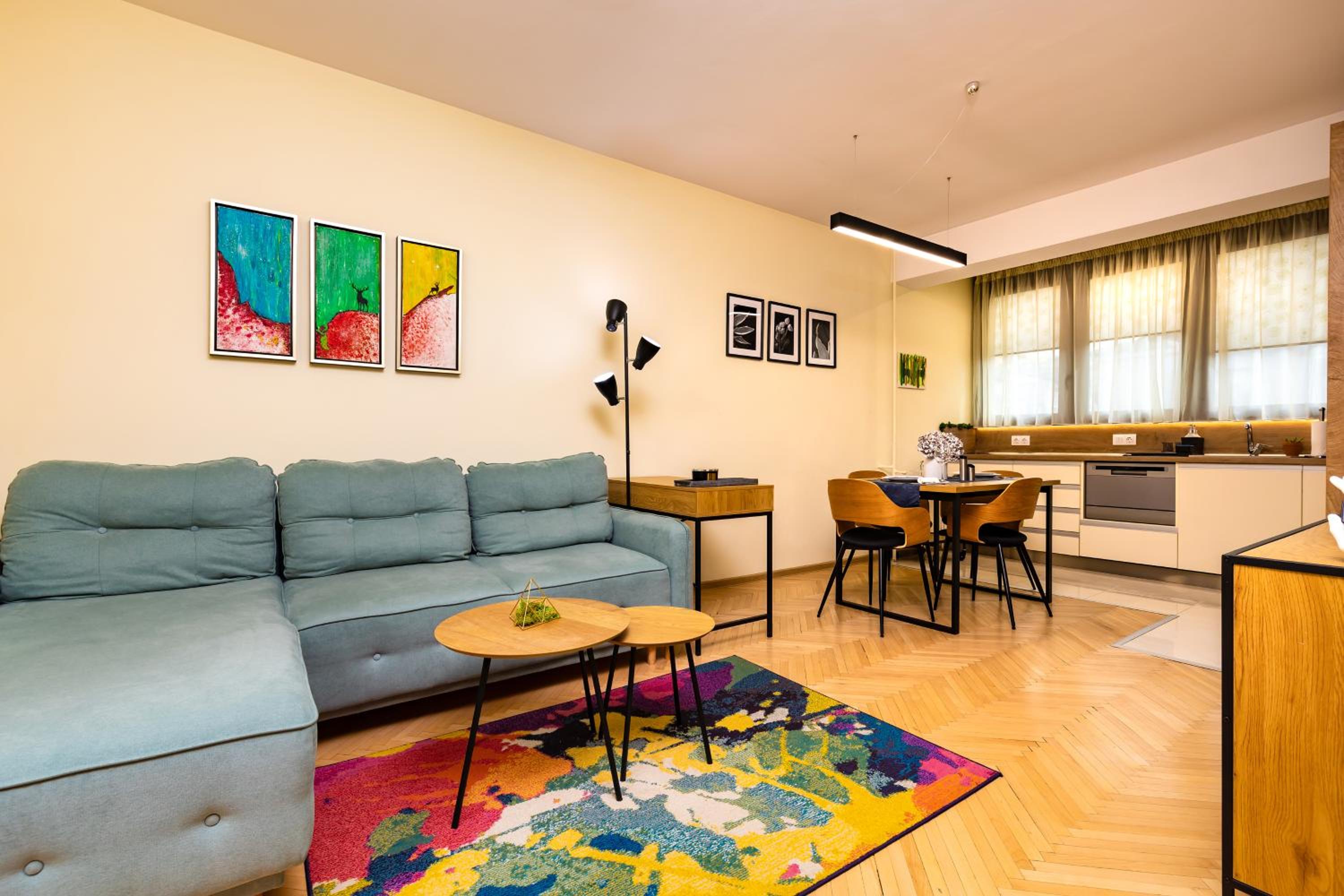 The Plovdiv Pad: Your 1-BD Hideaway in the Center