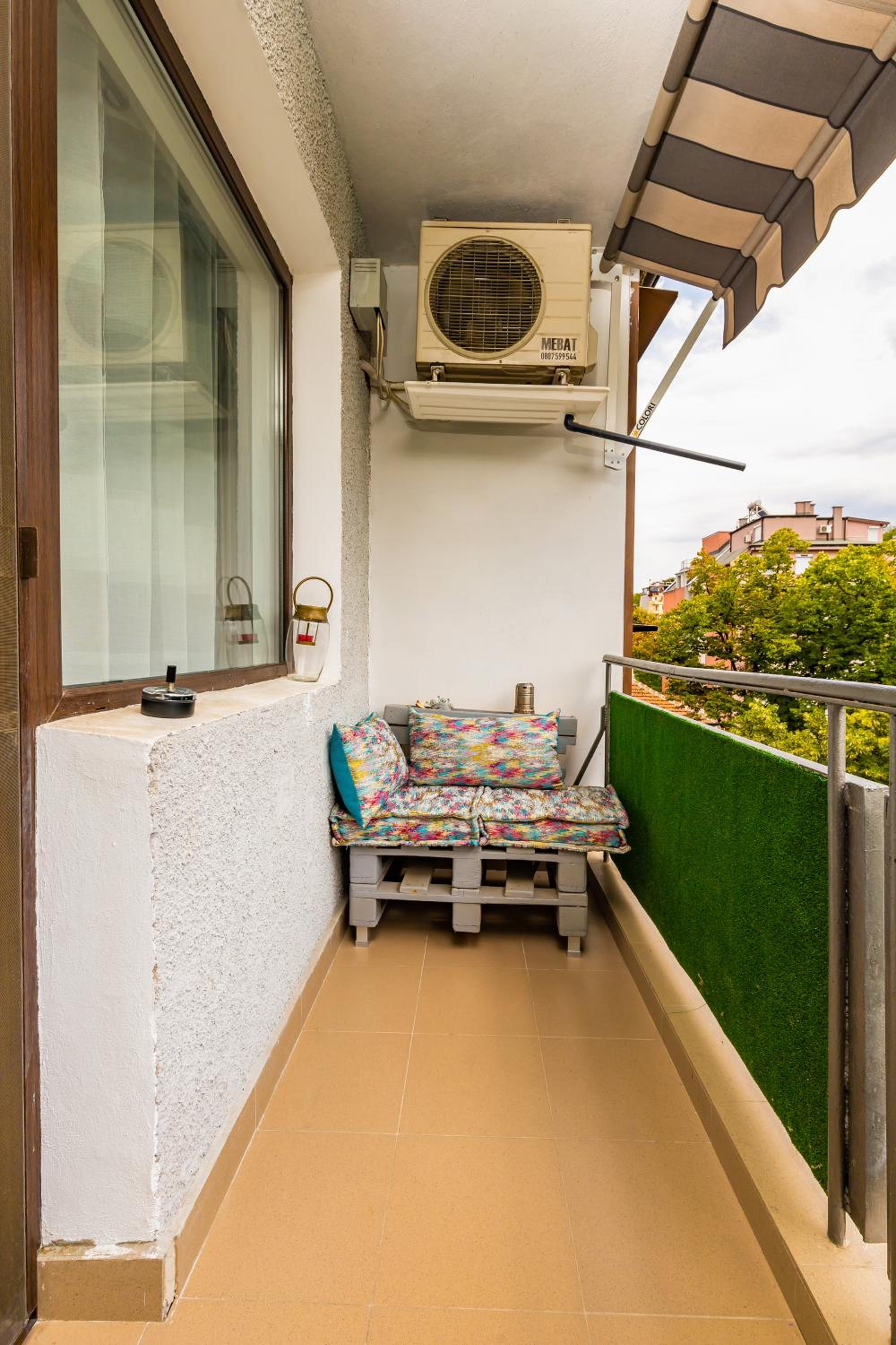 The Plovdiv Pad: Your 1-BD Hideaway in the Center