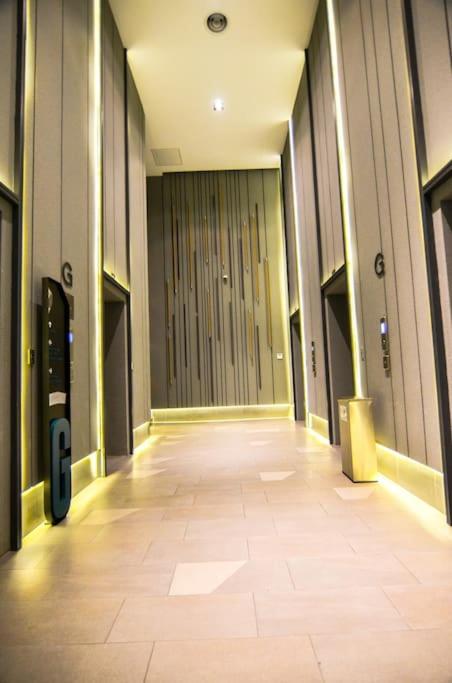 The Play Suite@Pano. MRT. Free Parking. Self C/In