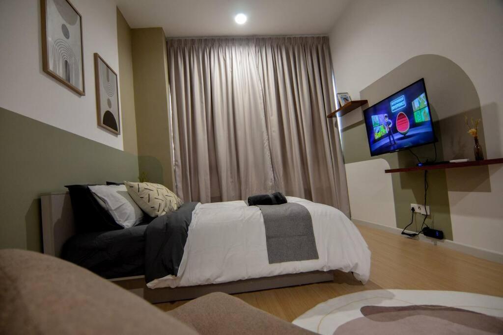 The Play Suite@Pano. MRT. Free Parking. Self C/In