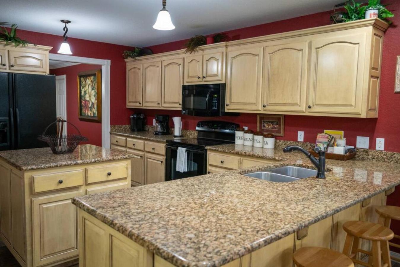 Russellville Vacations - Timothys Timber Haven - Property Image 30