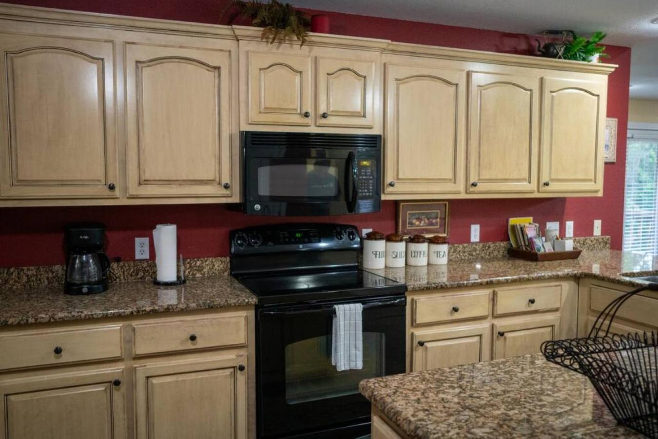 Russellville Vacations - Timothys Timber Haven - Property Image 32