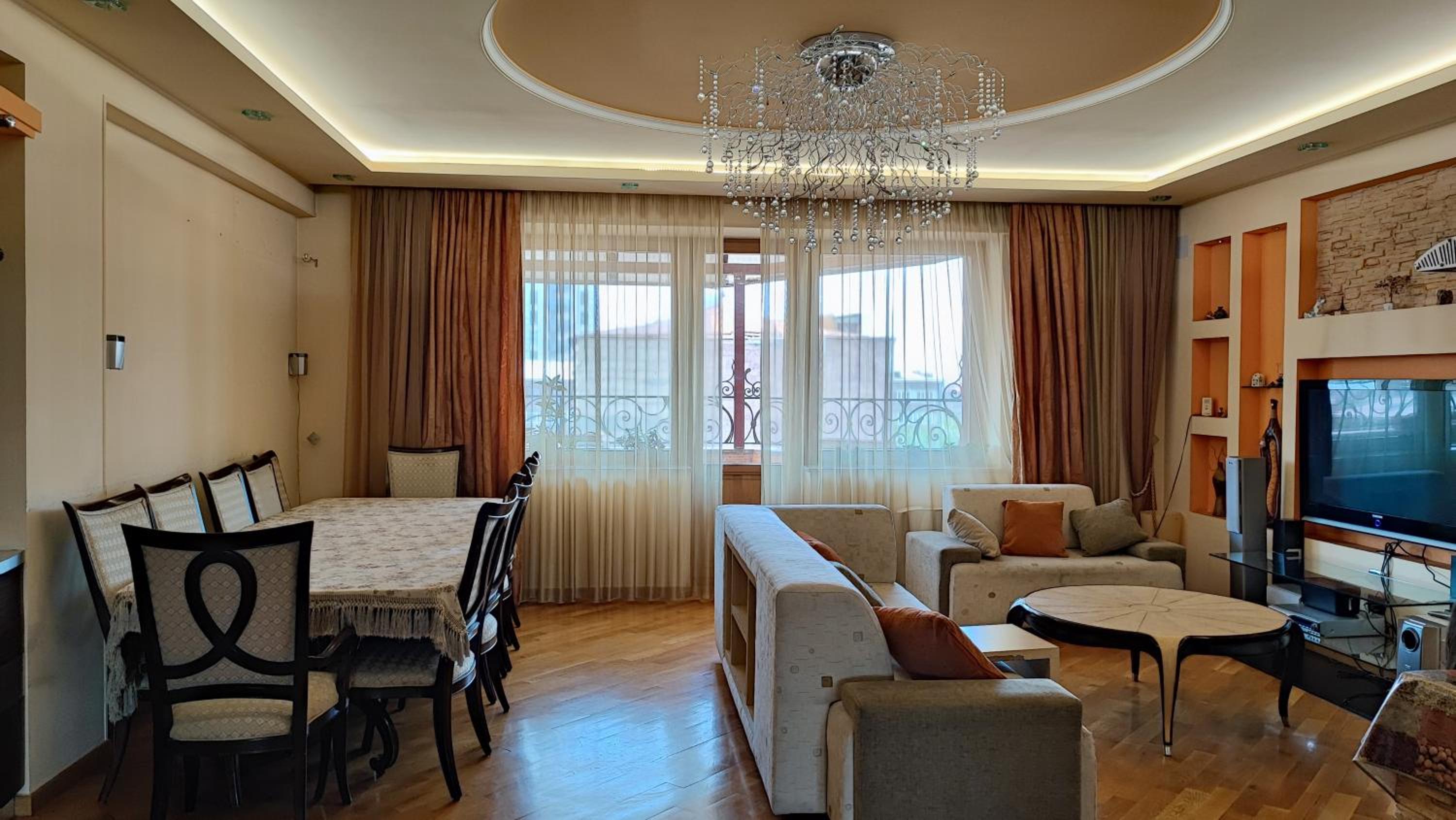 Luxury Apartment in the City Heart