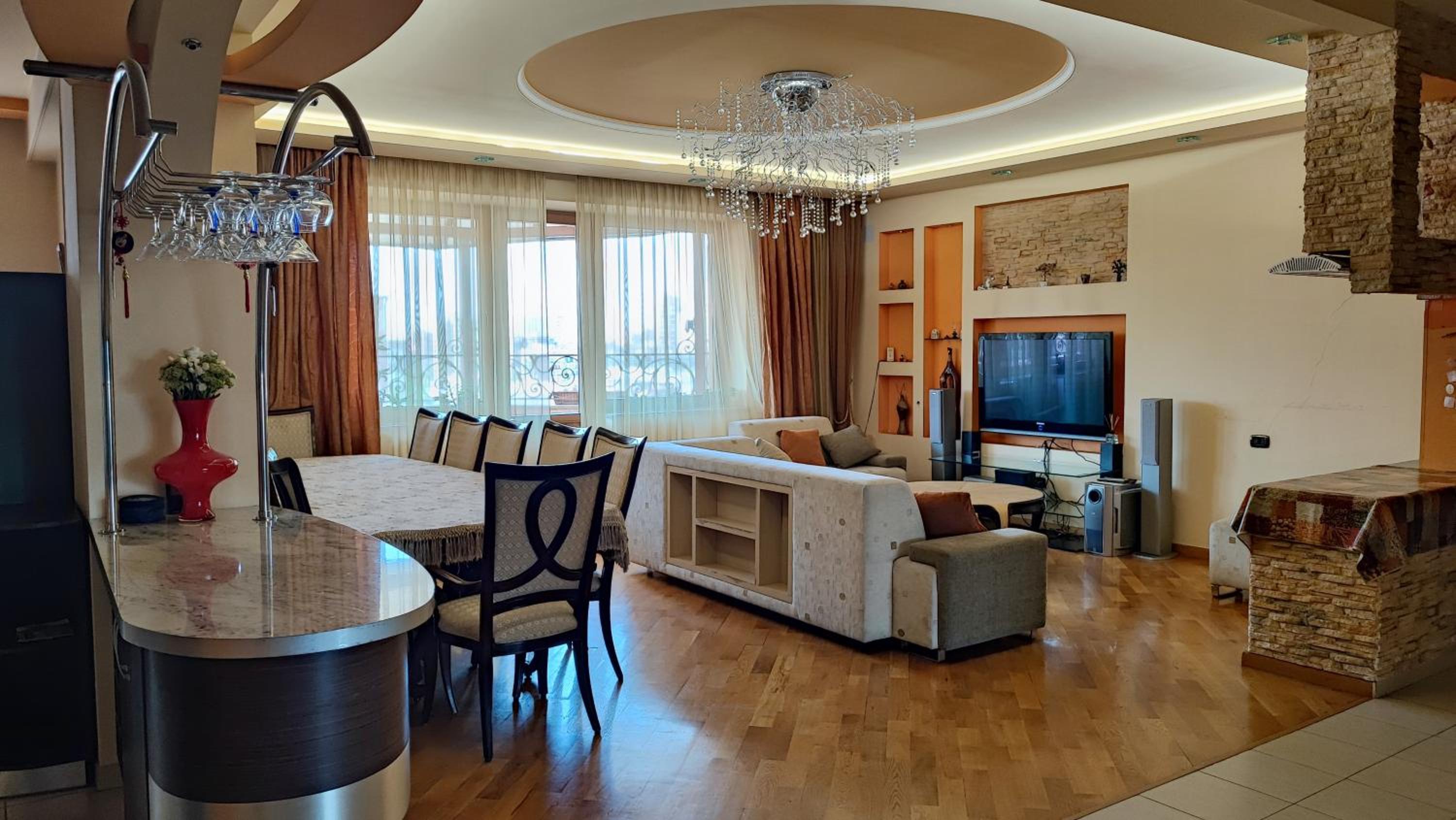 Luxury Apartment in the City Heart