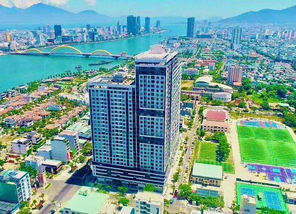 Luxmaison - 3 bedroom Apartment with Dragon Bridge view