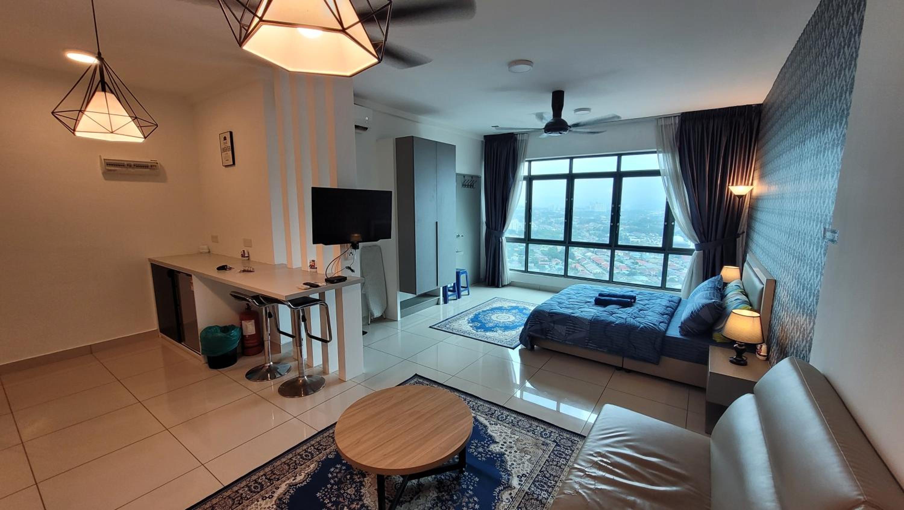 MHA 26 EVO SUITE SOHO BANDAR BARU BANGI FREE NETFLIX N WIFI photo 1
