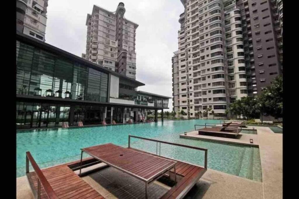 Comfort Living @ Ara Damansara (PJ) photo 5