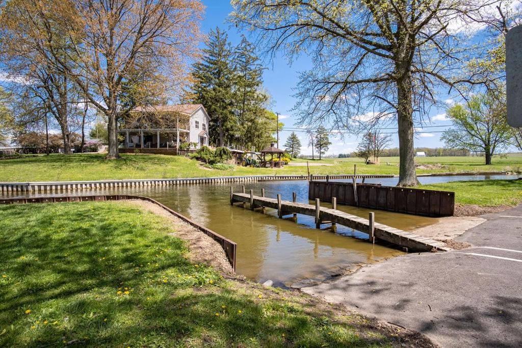 Buckeye Lake Cottage